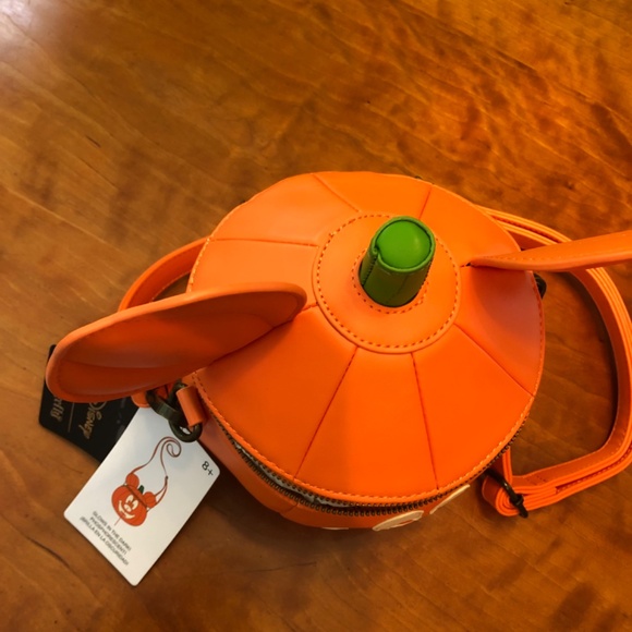 Loungefly Disney Mickey Mouse Mick-O-Lantern Halloween Crossbody NWT - Picture 4 of 9